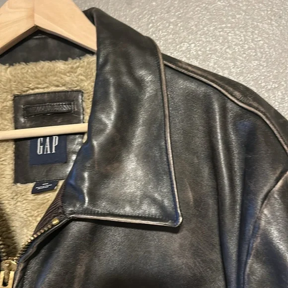 GAP Brand VINTAGE. Mens Size 2XX Genuine Leather Bomber Jacket Like New! - Picture 7 of 16